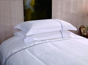 228_兩側5cm壓邊,復雜單排刺繡AB版